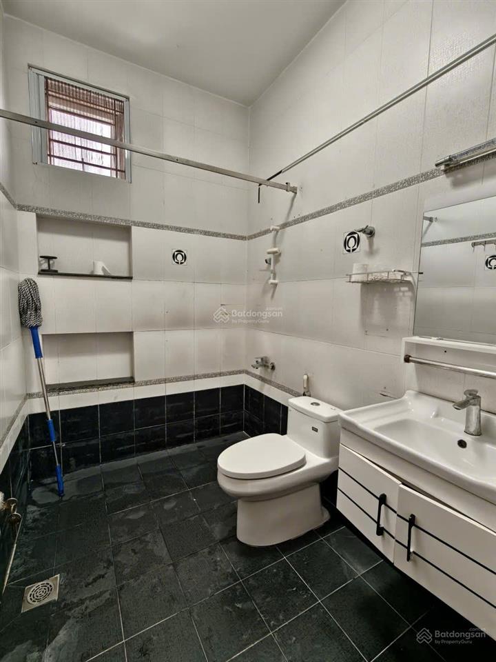 Cho thuê biệt thự sân vườn đường xuân thuỷ  thảo điền  kinh doanh tự do