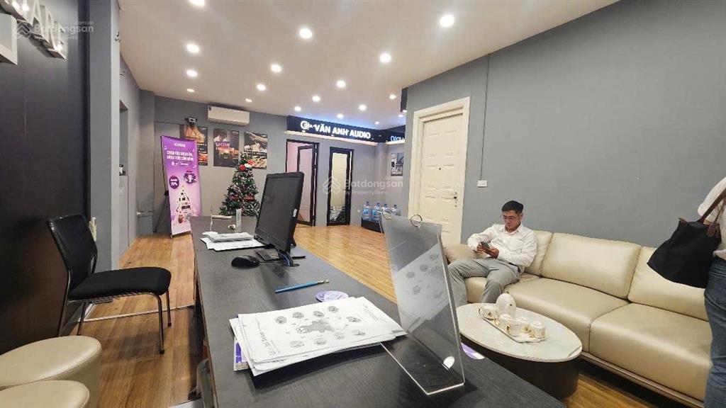 103tỷ toà văn phòng mp quận thanh xuân 180m2 x 9t x mt 6.8m thông sàn thang máy, dòng tiền khủng