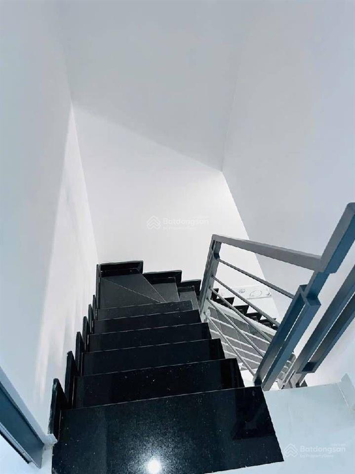 Nhà mới đẹp phường chánh hưng q8  gần 36m  shr hoàn công đủ 3.980 tỷ