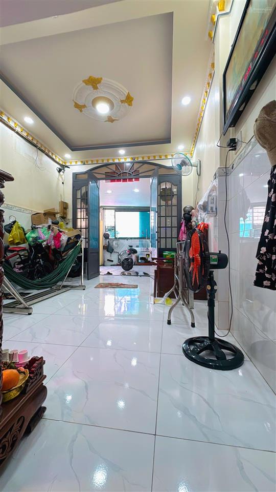 Nhà q8 dt khủng 68m2  nở hậu tài lộc 5m  shr  hoàn công  4pn  4.88 tỷ