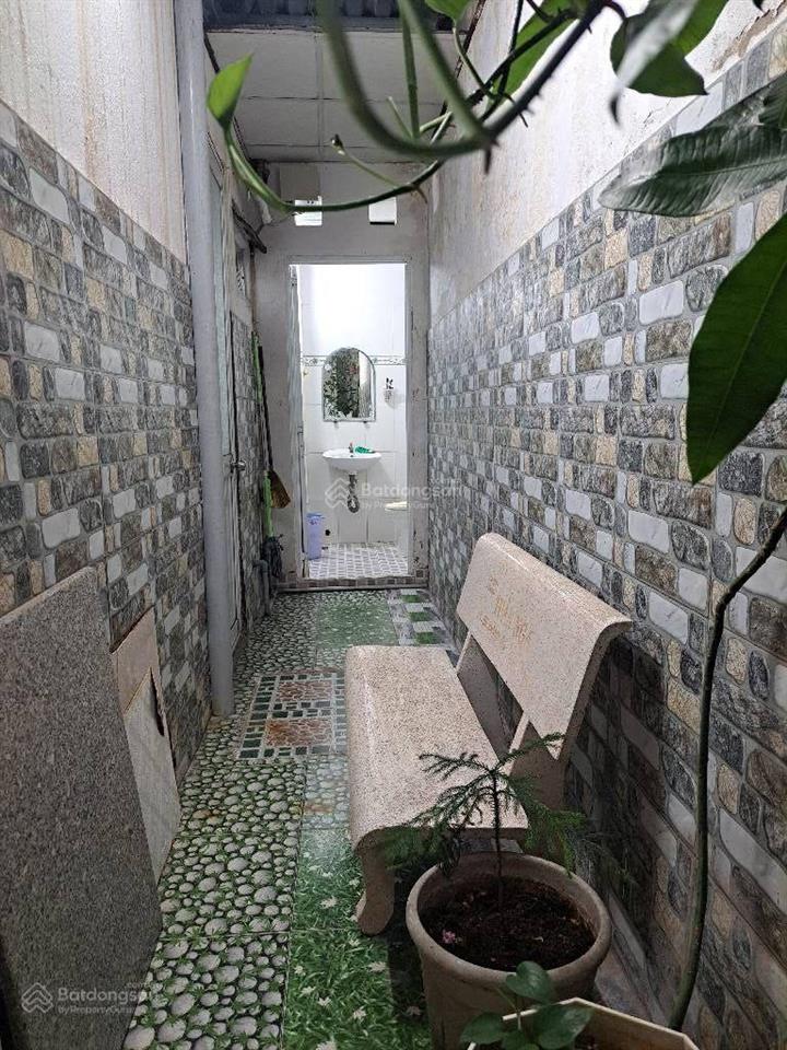 Vị trí trung tâm q8 gần q5  sd 76m2 nhà chủ xây ở kiên cố sáng thoáng 3pn 3wc, nhỉnh 5 tỷ