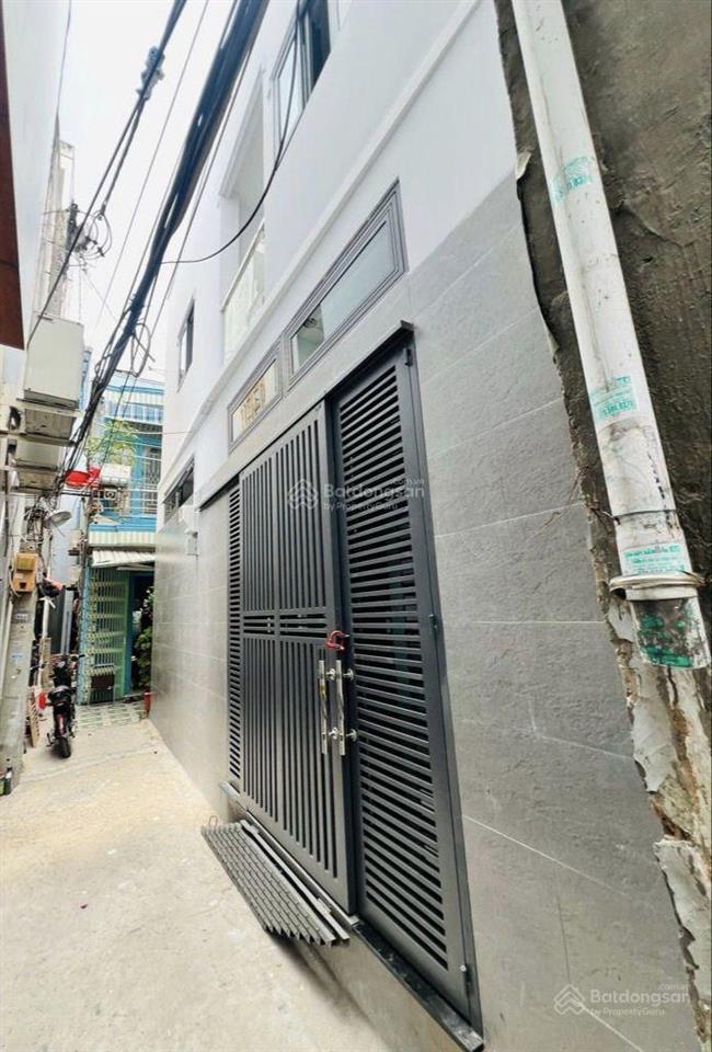 Nhà đẹp chỉ cần vào ở  bình đông p15 q8  ngang 7  cách 1 căn ra mt đường lớn ko qh  4.x tỷ nhỏ