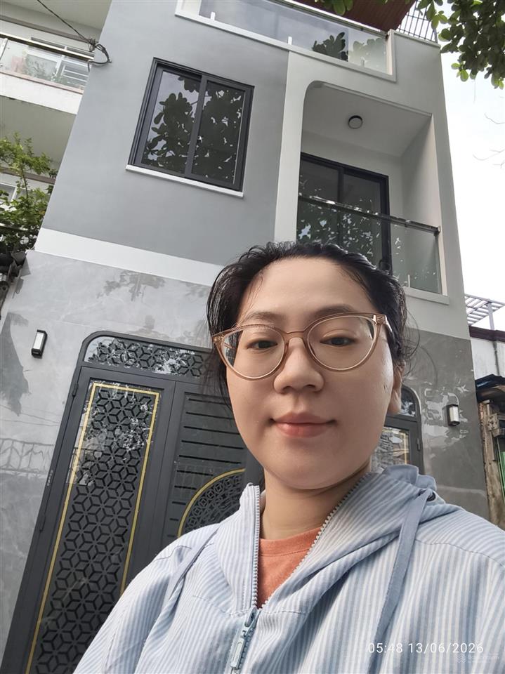 Nhà đẹp lung linh  phạm hùng q8  ngay cầu chánh hưng  xe hơi đổ cửa  4 phòng  ngang 4.3m