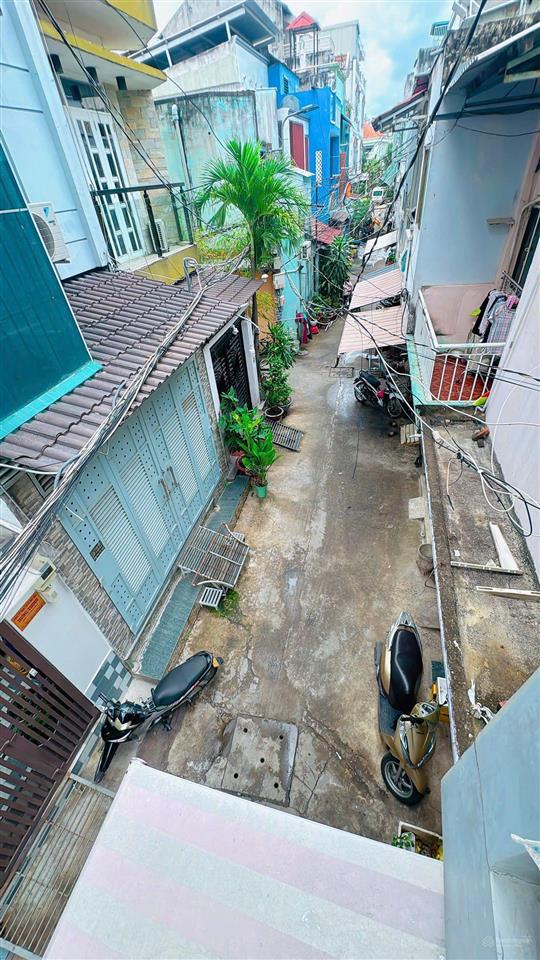 Khu đồng bộ bông sao  ô tô đỗ cửa  4 tầng  nhỉnh 4 tỷ diện tích 4m x 7m (khuôn đất vuông vức)