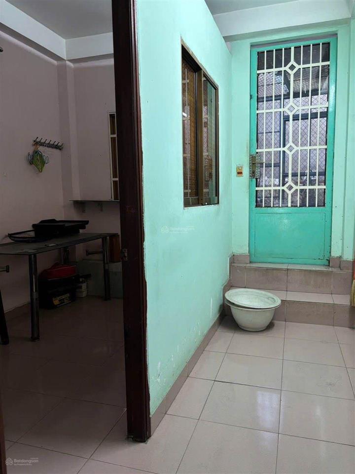 Chủ nhiệt bán đã 300tr  70m²  4 phòng  nhỉnh 6 tỷ