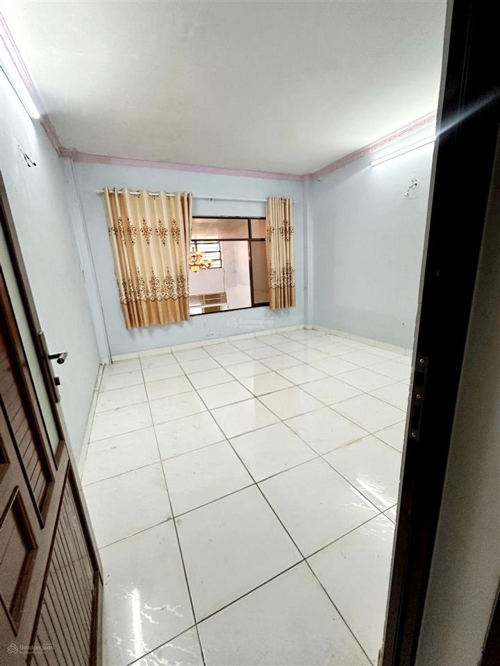 2 tầng phạm hùng q8  vuông a4 4x14m  5.5 tỷ  dòng tiền 8 triệu tháng