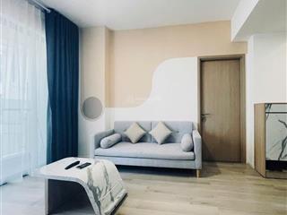 Chính chủ cho thuê căn 2pn2wc lbv toà dtầng trung view nội khu full nội thất còn mới. 12tr bao pql