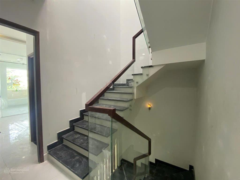 Bán nhà 4 tầng, khu dân cư an sương  sổ hồng riêng 4x20  7 tỷ 500