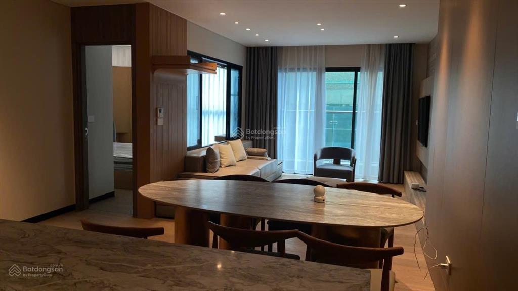 Cho thuê căn 2 ngủ 100m2 green diamond 93 láng hạ giá 23 triệu full đồ