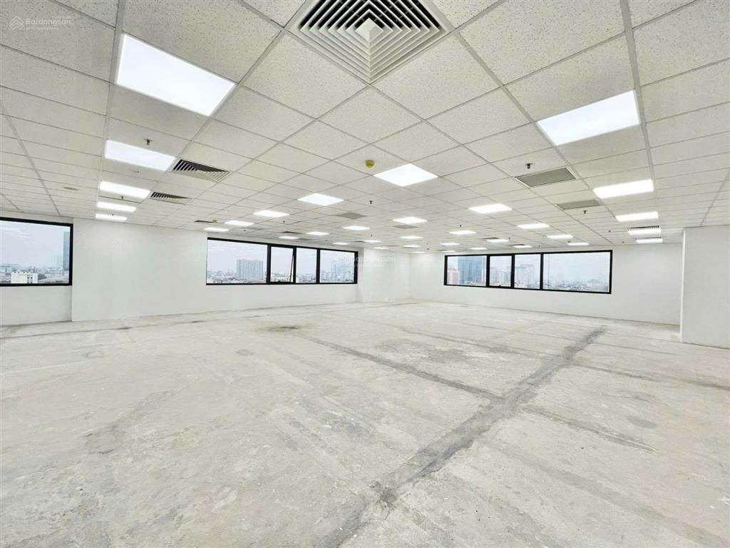 Văn phòng hạng b siêu đẹp tại detech nguyễn phong sắc, diện tích 464m2 có cắt lẻ, full tiện ích