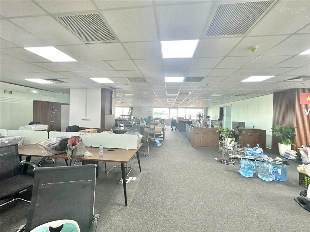 Văn phòng hạng b siêu đẹp tại detech nguyễn phong sắc, diện tích 464m2 có cắt lẻ, full tiện ích