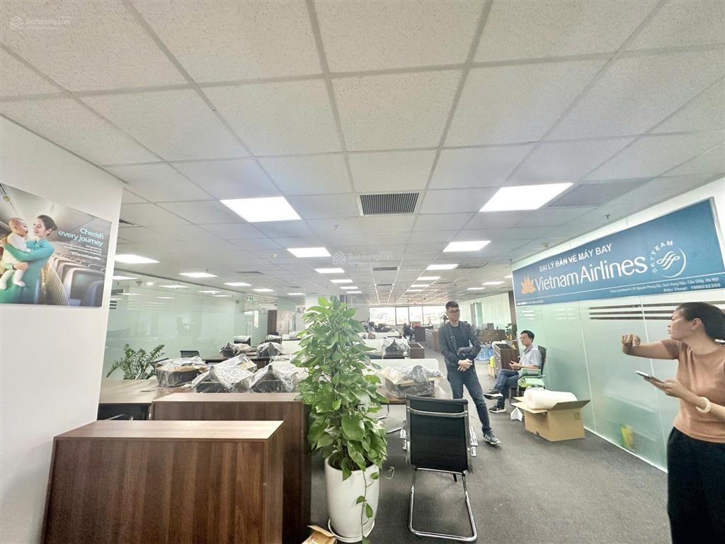 Văn phòng hạng b siêu đẹp tại detech nguyễn phong sắc, diện tích 464m2 có cắt lẻ, full tiện ích