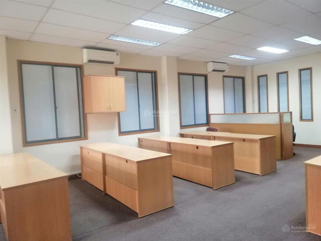Văn phòng mặt tiền phan đình giót  gần sân bay, chính chủ, không qua môi giới