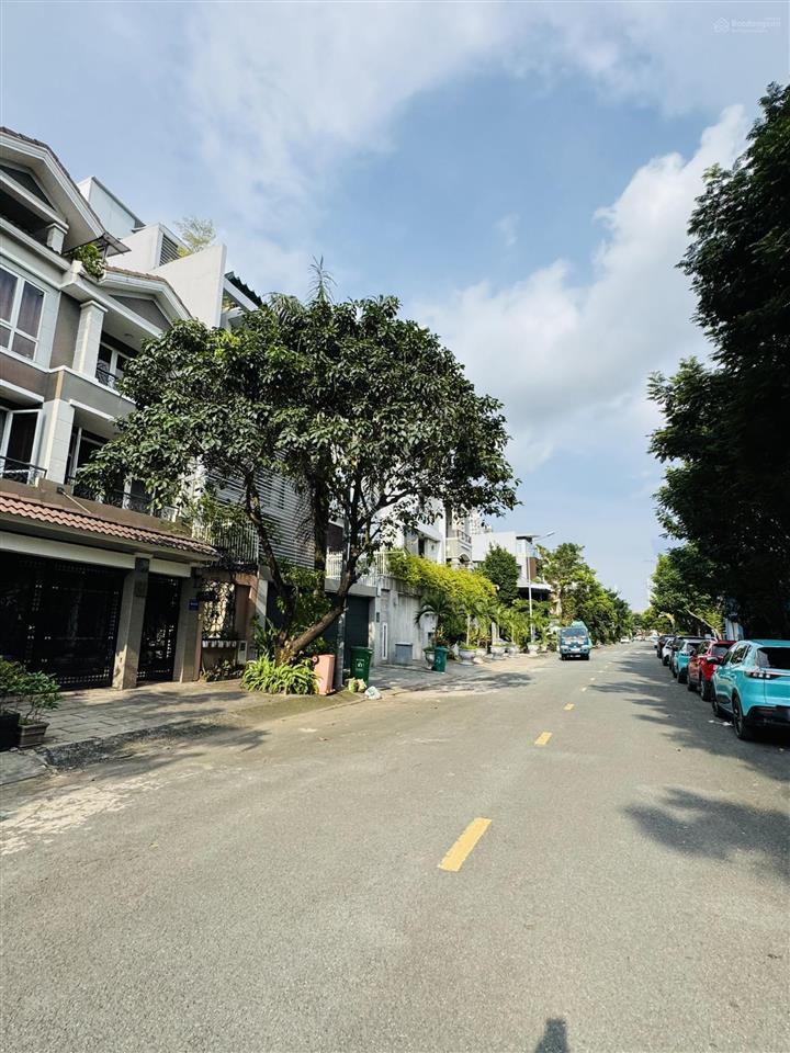 Biệt thự lớn 180m2 chỉ 33,5 tỷ hướng đông nam kdc văn minh p.an phú quận 2 view công viên mát mẻ