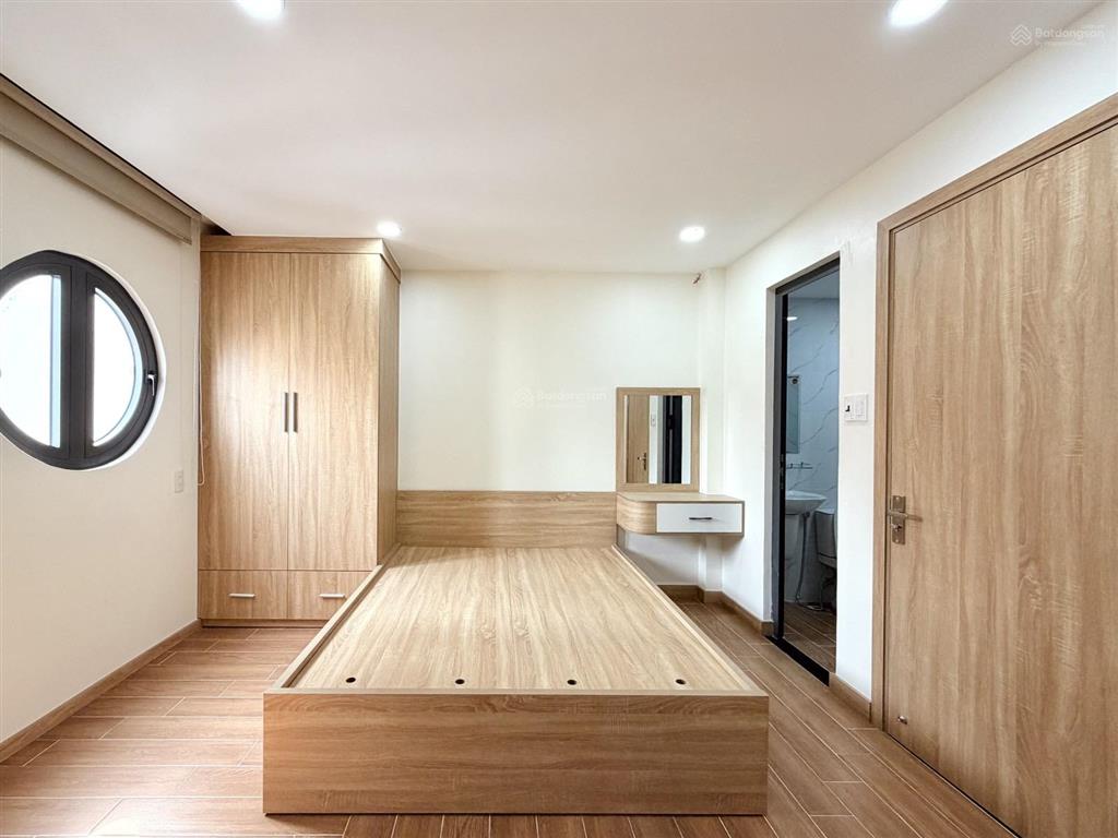 Chu văn an  bình thạnh  xây mới 4 tầng  40m2 đất sử dụng riêng (4.7x8 m)  6.4 tỷ tl