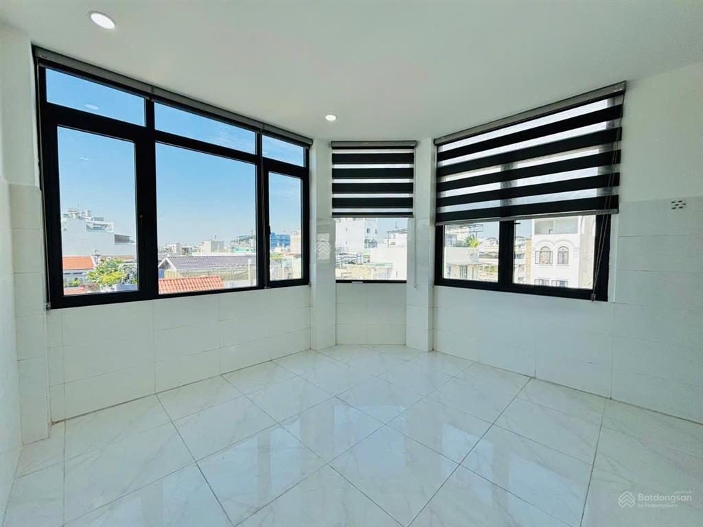 Hẻm xe hơi  cách trần bình trọng chỉ 50m, bình thạnh  5 tầng mới xây  4.1 x 7.3  7.1 tỷ còn bớt