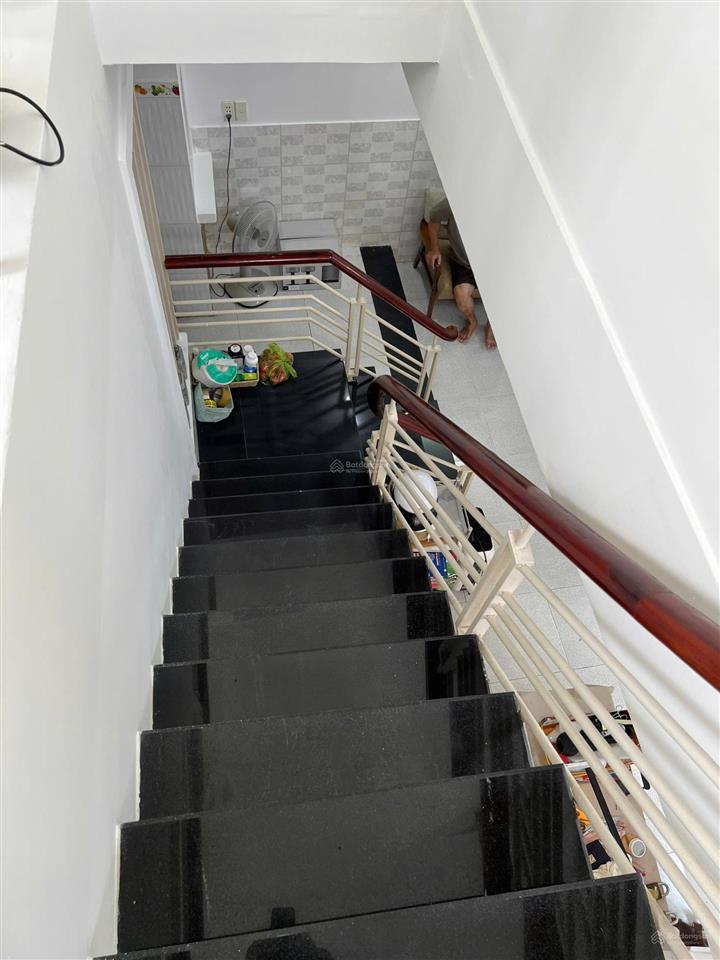 Hẻm xe hơi 7 chỗ  khu phan xích long  phú nhuận  52m2 công nhận đủ  2 tầng  7.2 tỷ còn bớt