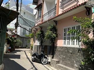 Hẻm xe hơi 7 chỗ  khu phan xích long  phú nhuận  52m2 công nhận đủ  2 tầng  7.2 tỷ còn bớt