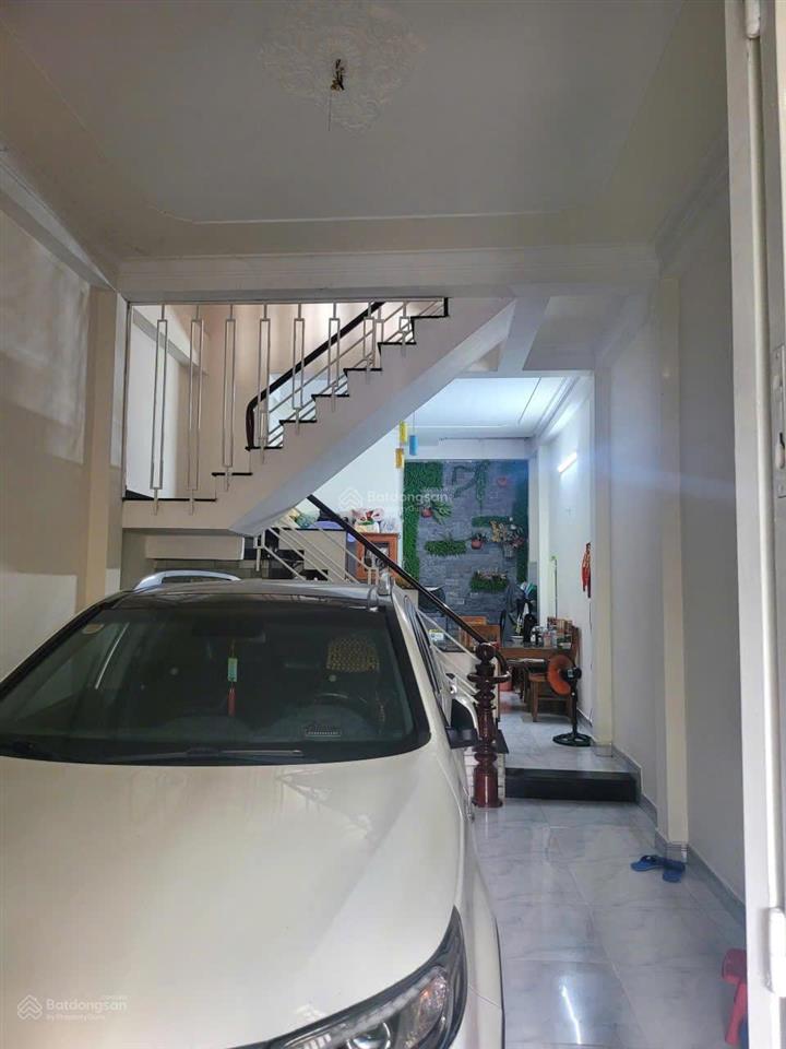 Nhà tk kiểu biệt thự tân cổ điển, hẽm xe hơi đs16 linh trung, 4 tầng chỉ 7.7 tỷ