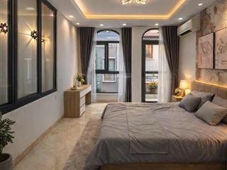 Một căn nhà tuyệt đẹp nằm ngay trung tâm nội đô sài gòn quận phú nhuận full nội thất