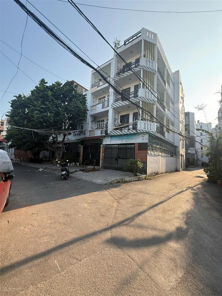 Nhà 5 tầng 2 mặt tiền đối diện công viên, ngay chợ thạch đà giá 9.2 tỷ