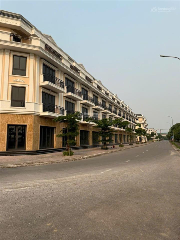 Vietsing square  tâm điểm dòng tiền tại vsip từ sơn, bắc ninh