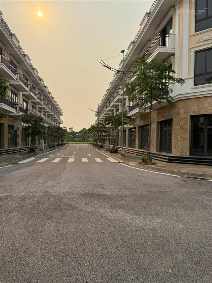 Vietsing square  tâm điểm dòng tiền tại vsip từ sơn, bắc ninh