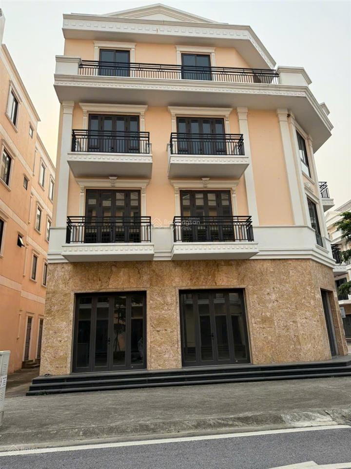 Vietsing square  tâm điểm dòng tiền tại vsip từ sơn, bắc ninh