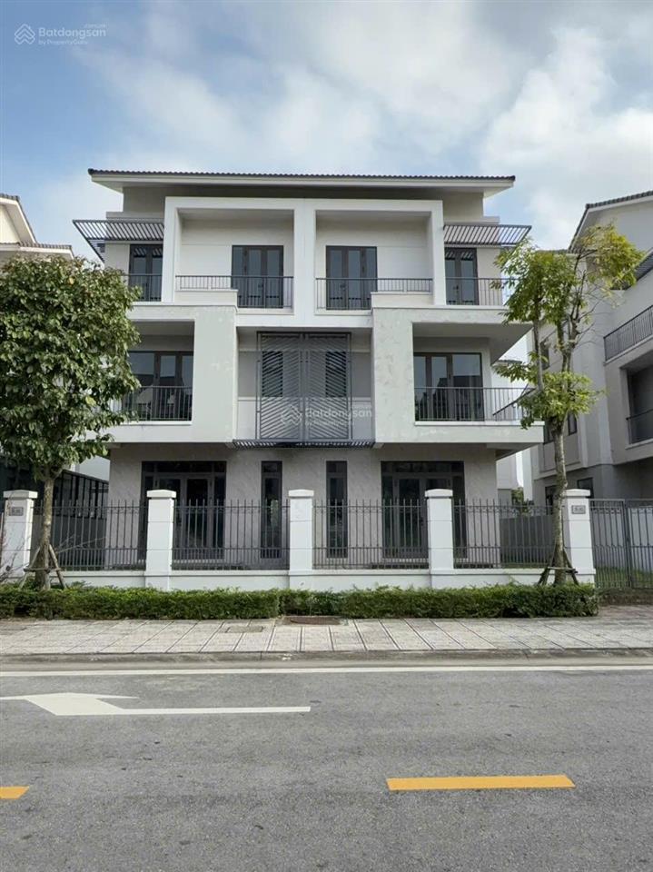 Bán biệt thự đẹp tại centa riverside, hữu nghị, từ sơn, 65 triệu / m2, 180 m2, nhiều tiện ích