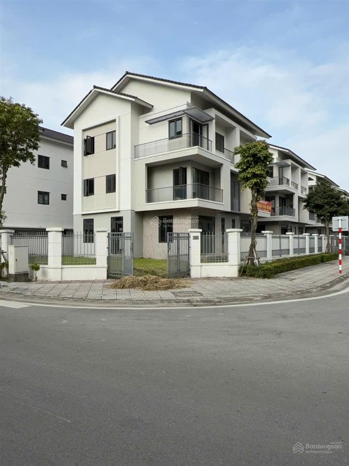 Bán biệt thự đẹp tại centa riverside, hữu nghị, từ sơn, 65 triệu / m2, 180 m2, nhiều tiện ích
