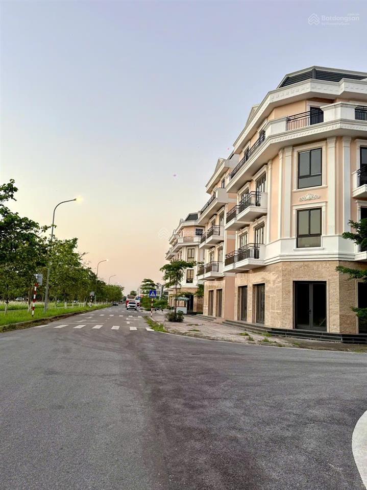 Vietsing square suất ngoại giao căn góc hàng hiếm duy nhất giá từ cđt
