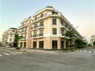 Vietsing square suất ngoại giao căn góc hàng hiếm duy nhất giá từ cđt
