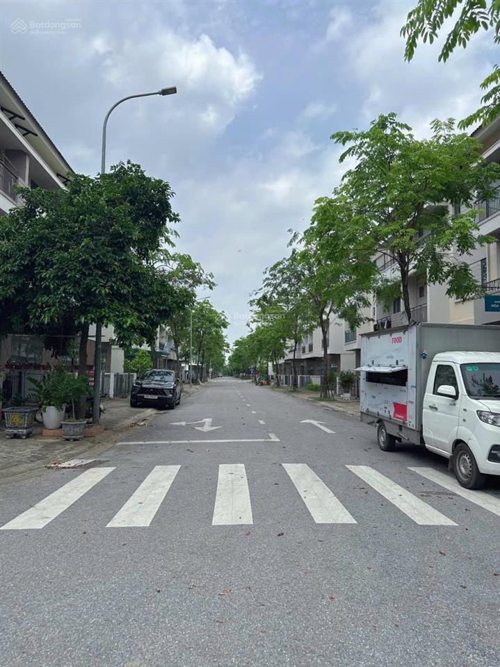 Centa city biệt thự đẹp, giá khiến môi giới cũng bất ngờ