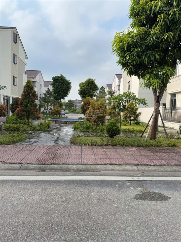 Centa city biệt thự đẹp, giá khiến môi giới cũng bất ngờ