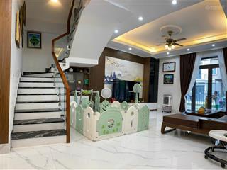 Hàng hiếm tại vsip chủ nhà cần tiền bán gấp biệt thự song lập đã hoàn thiện