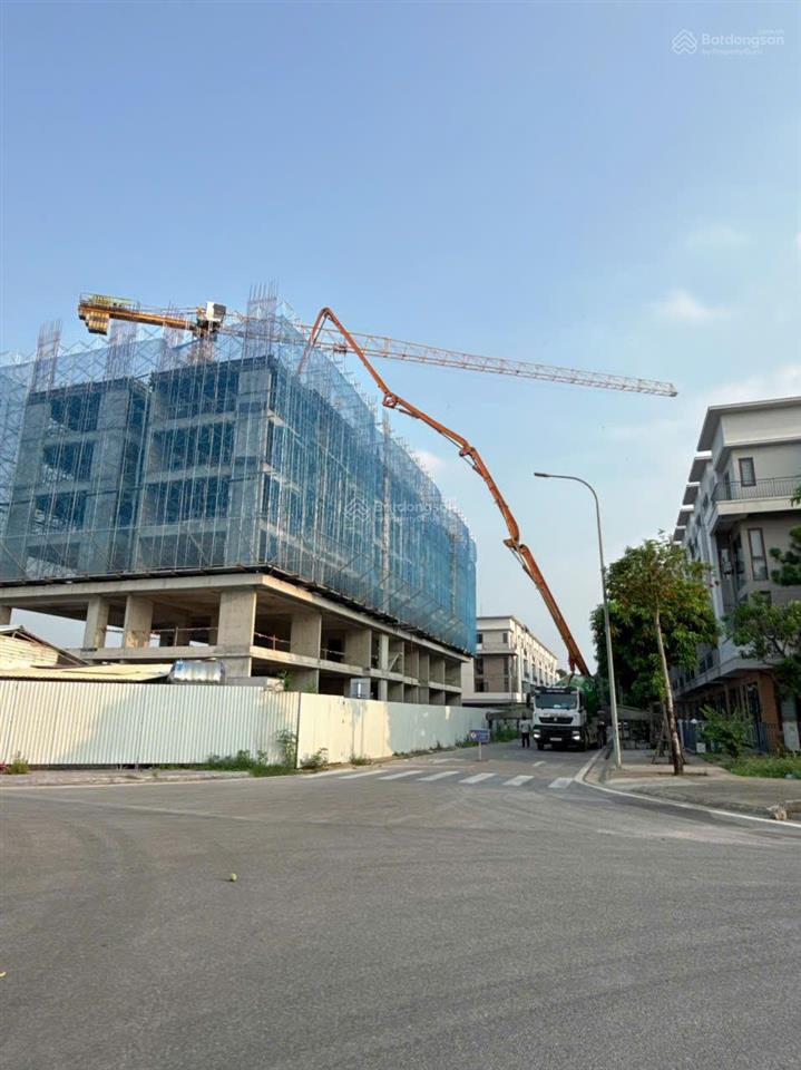 Hàng hiếm centa diamond shophouse 4 tầng view chung cư