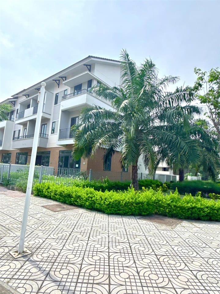 Chỉ từ 7 tỷ sở hữu ngay shophouse 120m² tại centa riverside