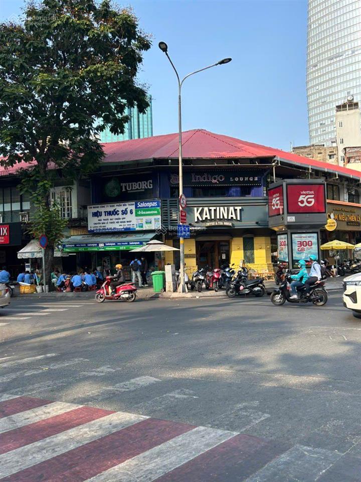 Cho thuê mặt bằng căn góc hàm nghi  pasteur quận 1, giá 99 tr/tháng.