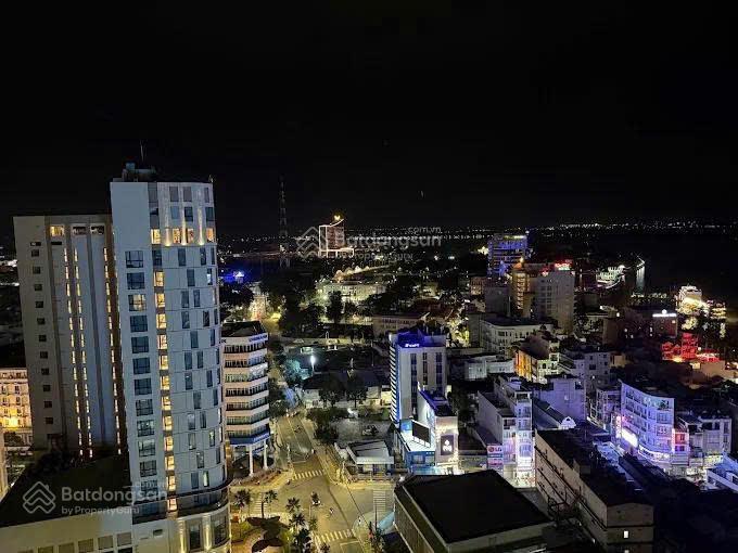 Bán khách sạn kin hotel thái văn lung quận 1 68 phòng tiêu chuẩn 4 sao dòng tiền 1 tỷ/tháng