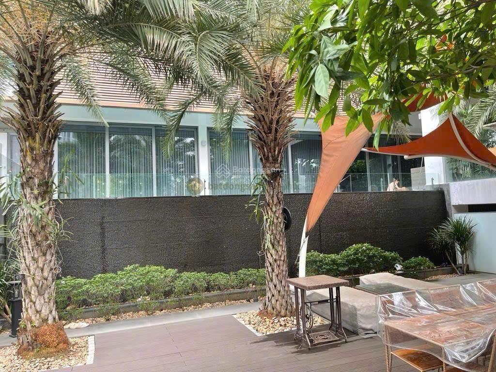 Cho thuê biệt thự góc 2 mặt tiền nguyễn ư dĩ thảo điền 743m2 sàn có hồ bơi phù hợp spa cafe cao cấp