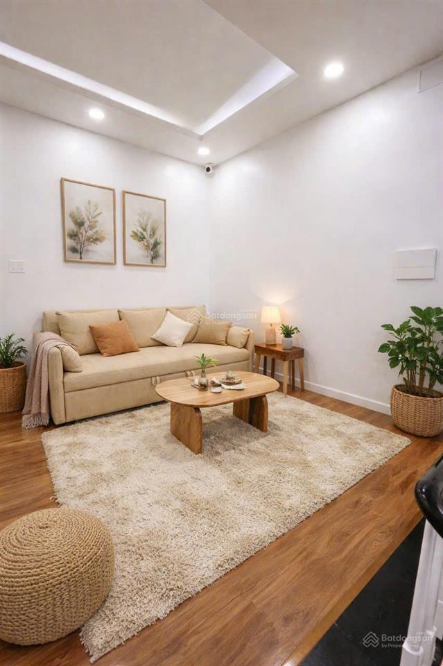 Bán nhà mặt tiền đường 5x18m, 1 trệt 2 lầu sân thượng gần phú mỹ hưng, quận 7