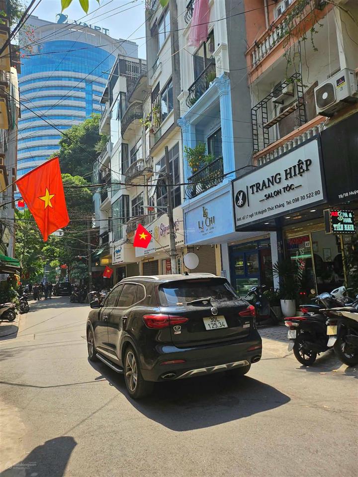 17 tỷ nguyễn chí thanh, mặt tiền 6m, ô tô 7 chỗ ngủ trong nhà, 55m2 sổ vuông