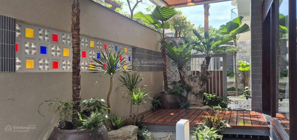 Bán biệt thự 4 tầng, 5pn, 6wc, 61,99 tỷ, 234m2 tại khu dân cư ven sông sadeco, tân phong, q7, hcm
