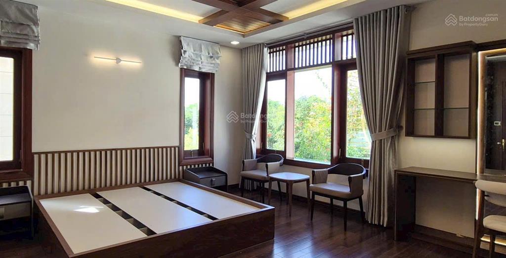 Bán biệt thự 4 tầng, 5pn, 6wc, 61,99 tỷ, 234m2 tại khu dân cư ven sông sadeco, tân phong, q7, hcm