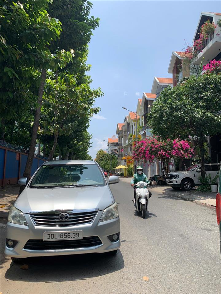 Hot , chủ cần bán biệt thự khu him lam đường số 5 tân hưng.dt 7,5x20m 49.9 tỷ  0903 870 ***.