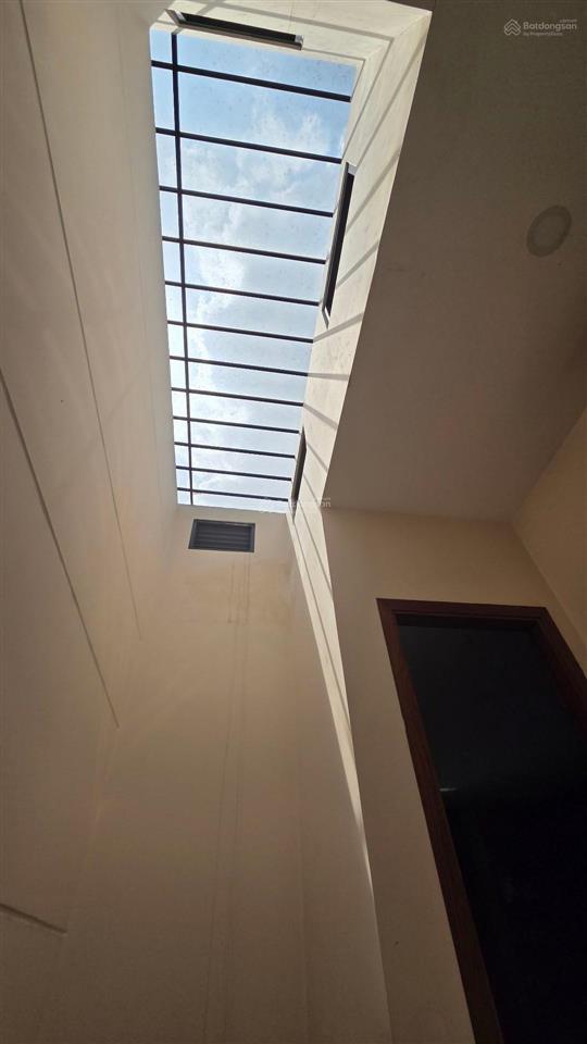 Cần bán gấp mặt tiền đặng thúc vịnh 10x18m dtcn 163m2 4 tầng căn góc kinh doanh giá tốt
