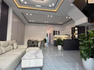 Bán nhà trung tâm diên khánh 2 tầng thiết kế hiện đại mới hoàn thiện