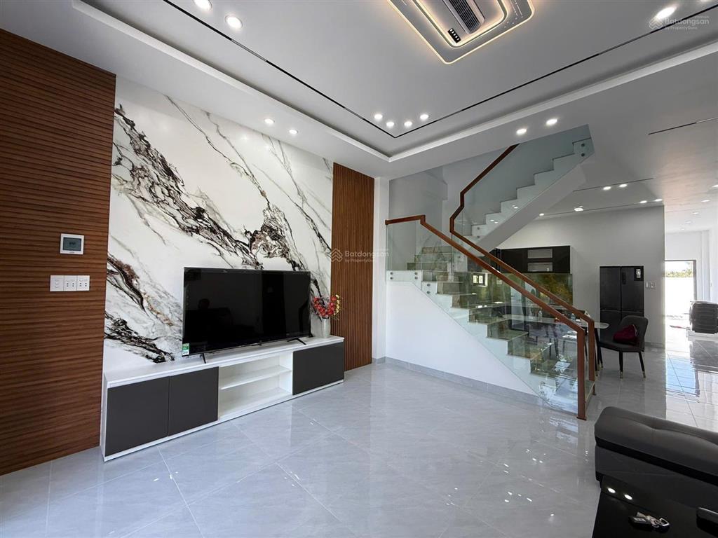 Bán nhà 2 tầng xã diên sơn, diên khánh mới đẹp chưa qua sử dụng