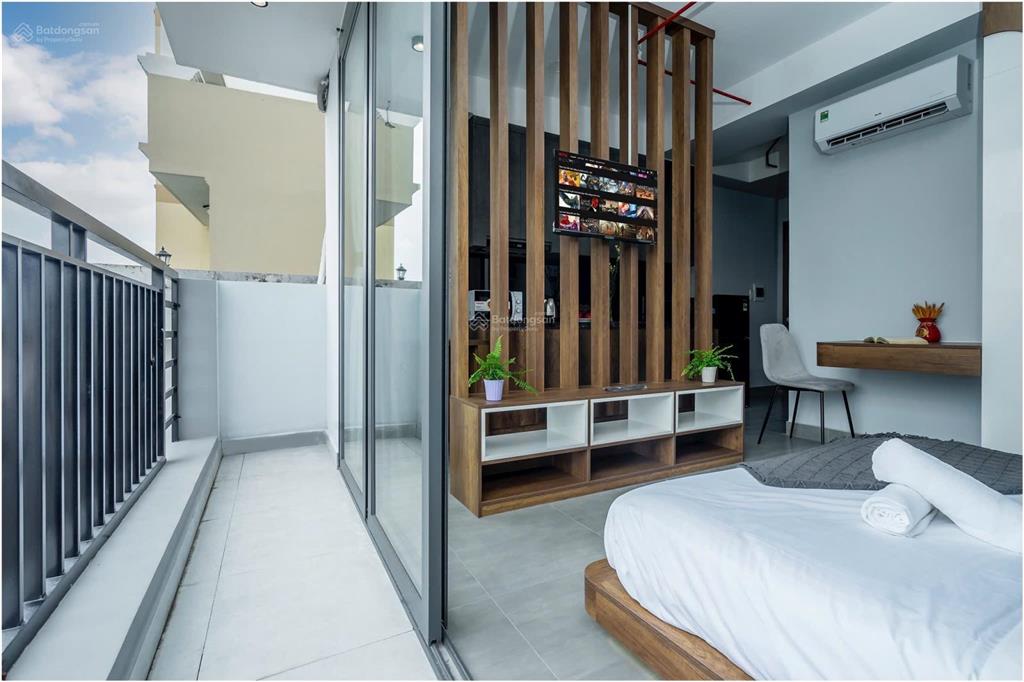 Chung cư mini 2pn ban công  nội thất cao cấp