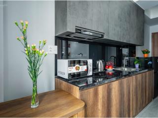 Chung cư mini 2pn ban công  nội thất cao cấp